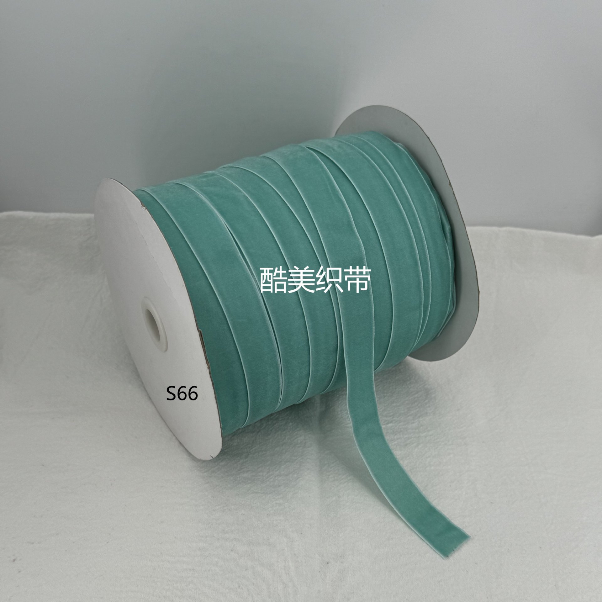 Stock 1.5cm / 2cm / 2.5cm unilateral cinta de terciopelo de terciopelo de color diy arco hecho a mano