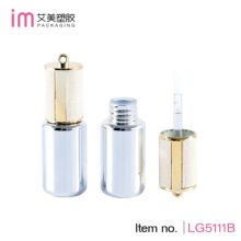 ���Թ��ϰٷN�NƤ��ˇ���x5ml�A�Ύ���ױ�y���Ĺ��S
