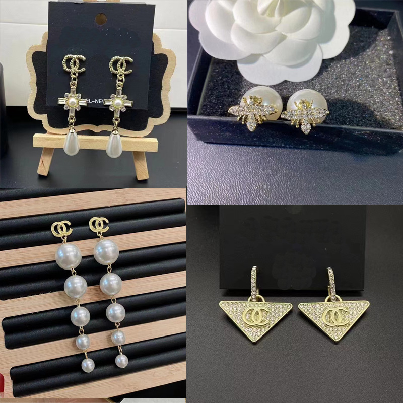 Fashionable elegant earrings
