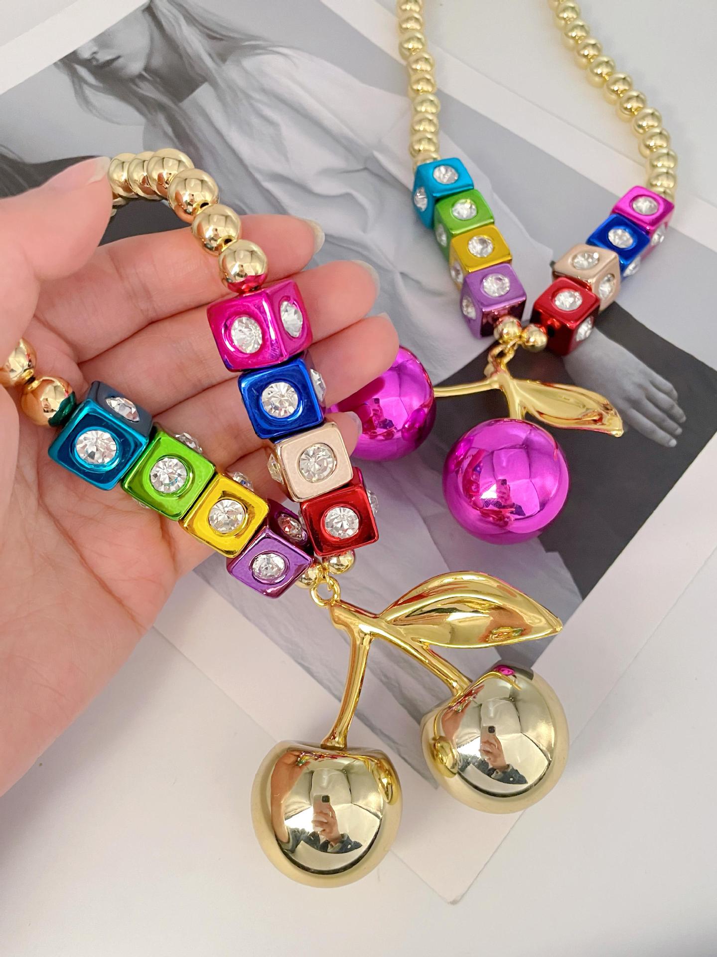 107g Weight Alloy Pendant Material Pendant Necklace Classification Exaggerated Vacation Cherry Alloy Beaded Chain Beaded Necklaces Wholesale