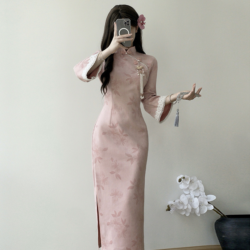 Pink New Chinese Cheongsam Big Sleeve Engagement Daily dress Improved Young Girl High-end 2024 New Style Pink New Chinese Cheongsam Big Sleeve Engagement Daily dress Improved Young Girl High-end 2024 New Style