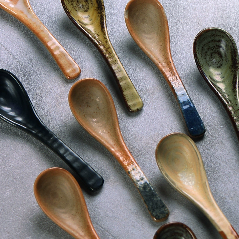 Бытовая красивая керамическая маленькая ложка для еды и питья, ложка для супа, посуда, ретро ложка, японская кухонная посуда, оптовая продажа
