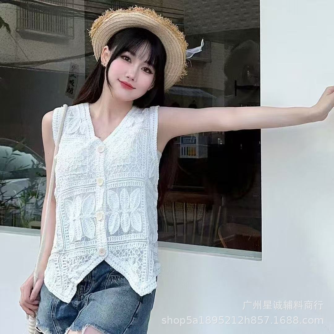 French-Style High-End Embroidered Hollow-Out Vest for Women, Summer Thin Design, Niche Layered Sleeveless Tank Top