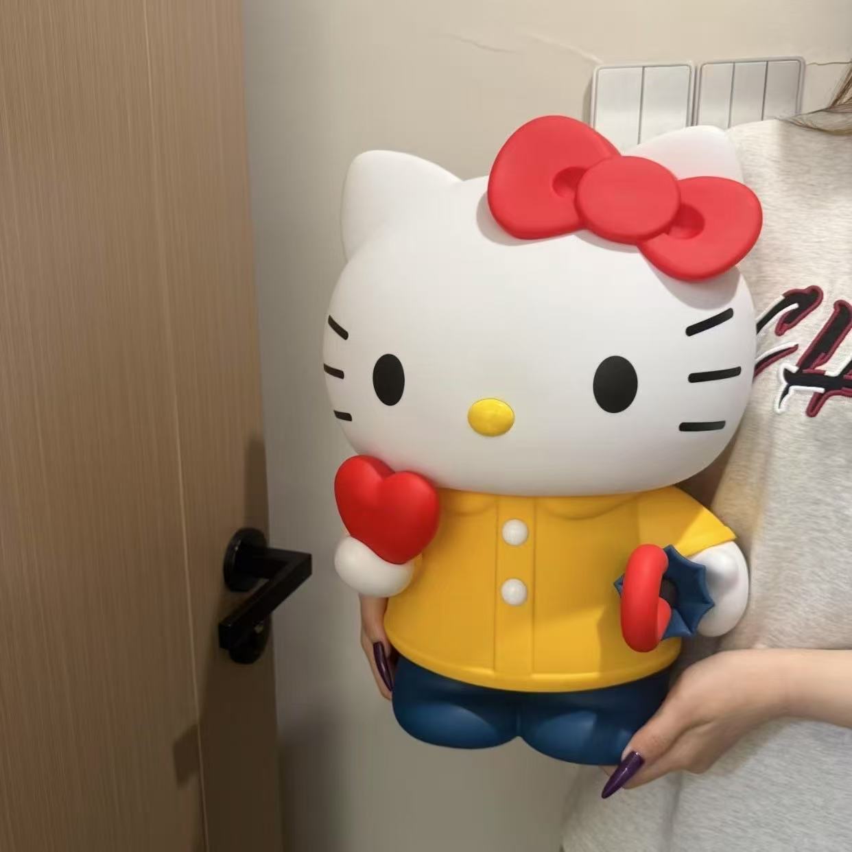 Raincoat Kt Cat (Big Mac Version) Love Patting Light (Yellow)