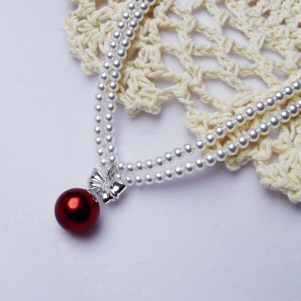 Retro pendant pearl