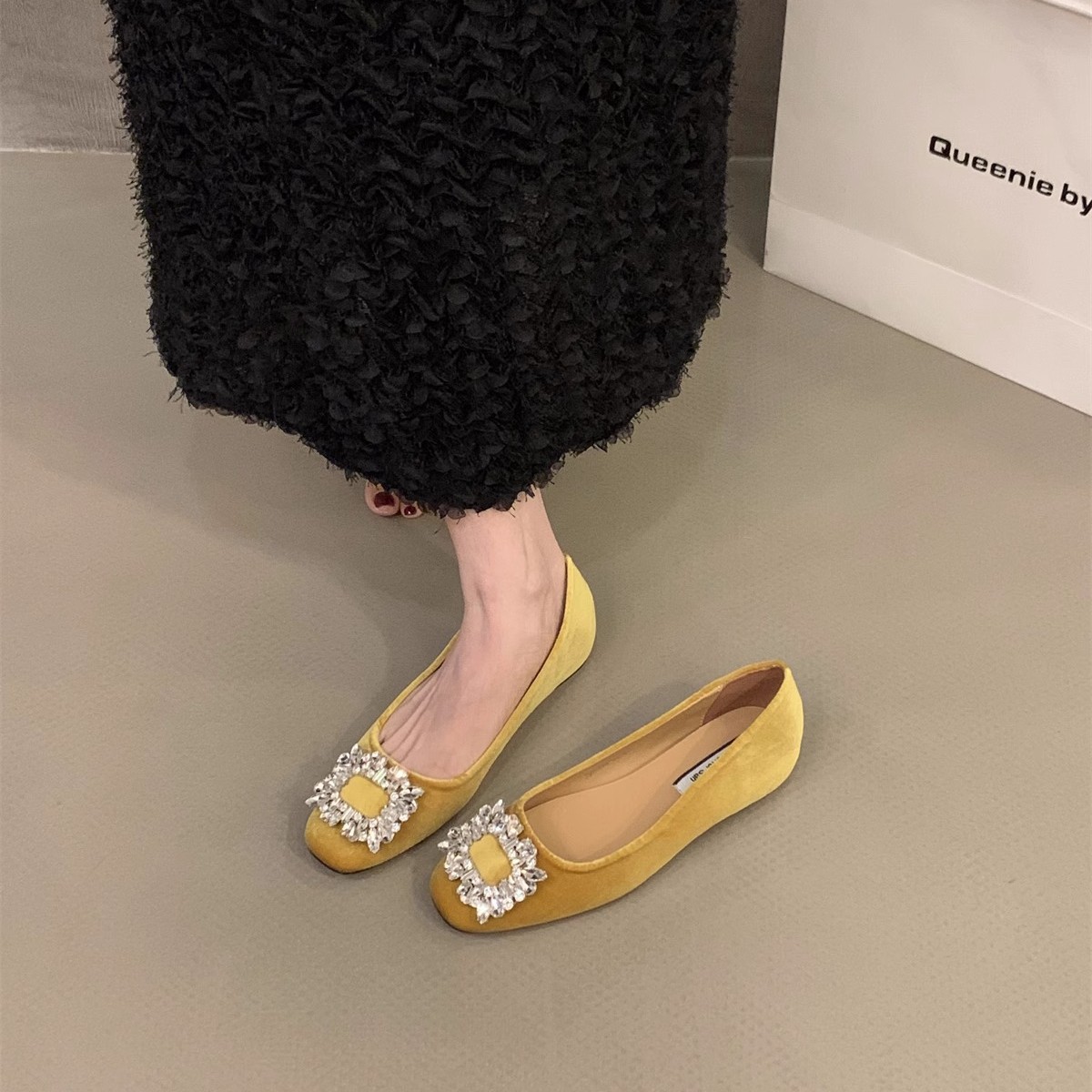 Aumentar la altura interior de suede de diamante zapatos franceses zapatos de mujer 2025 nuevos zapatos de primavera y otoño zapatos de noche zapatos de viaje negro