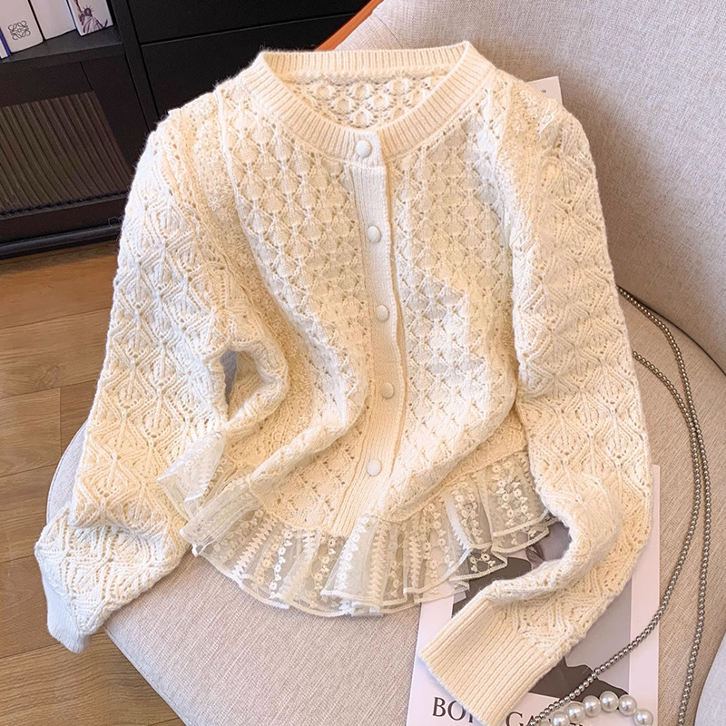 Counter Withdraws Cut Label Small Fragrant Style Lace Stitching Knitted Cardigan Women's Autumn and Winter Sweet Hollow Short Top for Outer Wear
