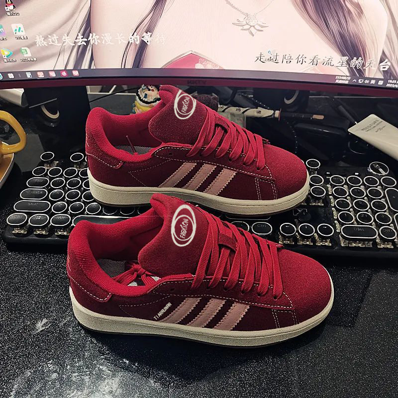 Zapatos de pan rojo de la escuela secundaria de lazos zapatos deportivos de altura baja zapatos de skate de ocio antideslizante para mujeres con suela plana