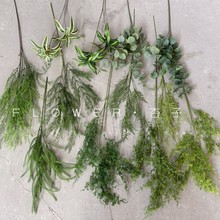 2025新款婚庆森系深绿色叶材仿真植物婚礼堂牛筋草清香草植物墙