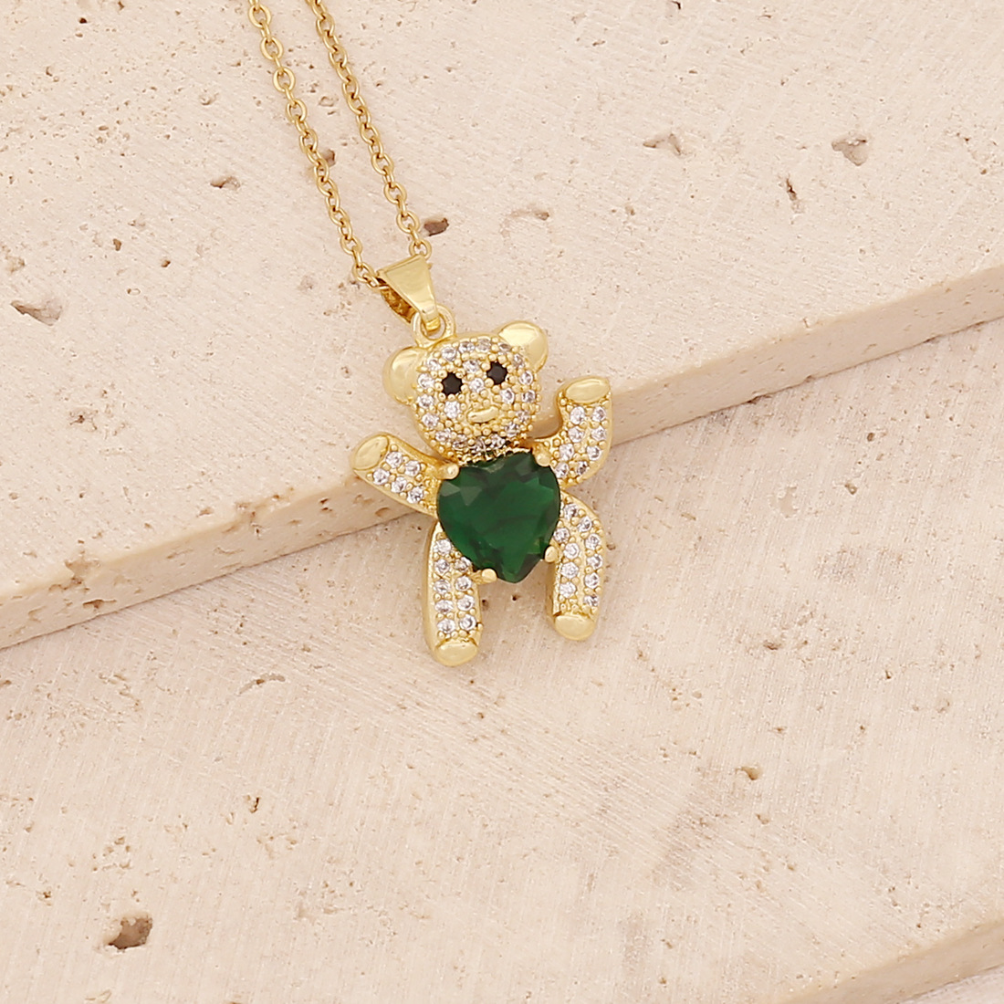 Copper Inlay Heart Bear Elegant Zircon Necklace