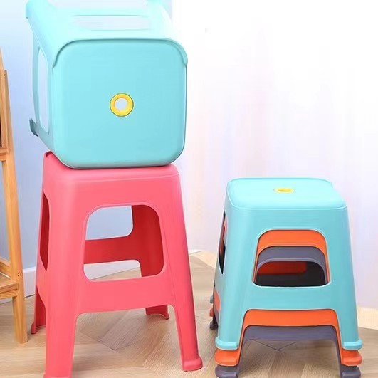厂家货源家居凳 家用加厚成人餐桌椅子方凳 时尚可折叠塑料凳子