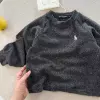 Gray bottoming shirt