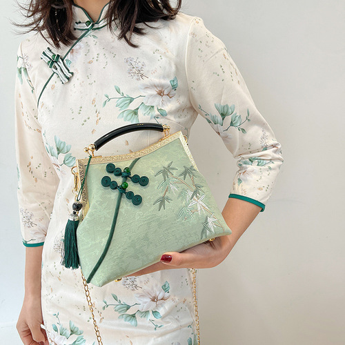 Lucky bamboo embroidered handbags female bag plate buckles decorated Chinese wind Retro Chinese dragon Cheongsam Dress dinner party clutch bags for women girls