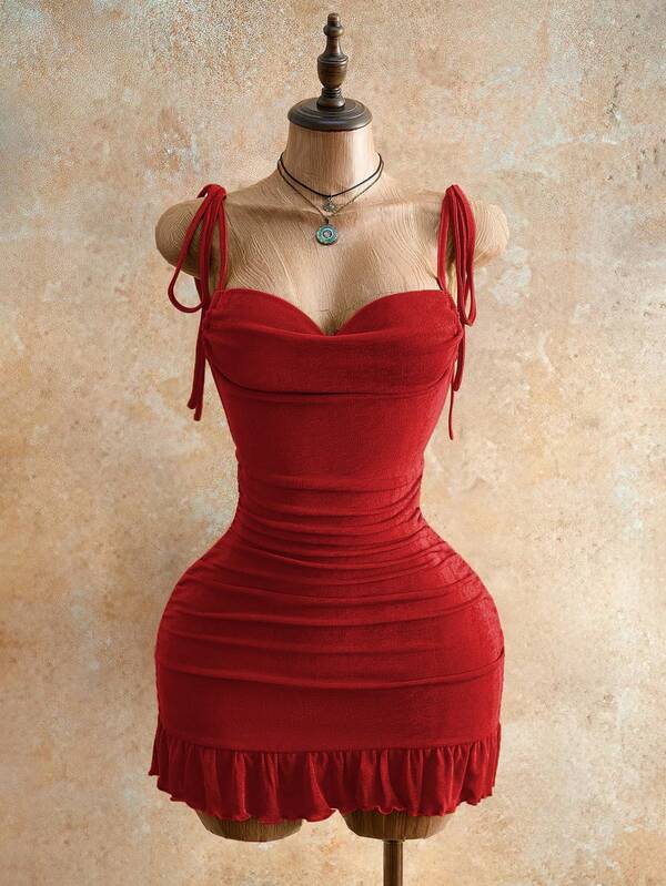 Sensual Bodycon Mini Dress With Ruffle Trim, Backless Halter Neck, And Waist-Gathering Pleats For A Flattering Fit_ecoleips.com