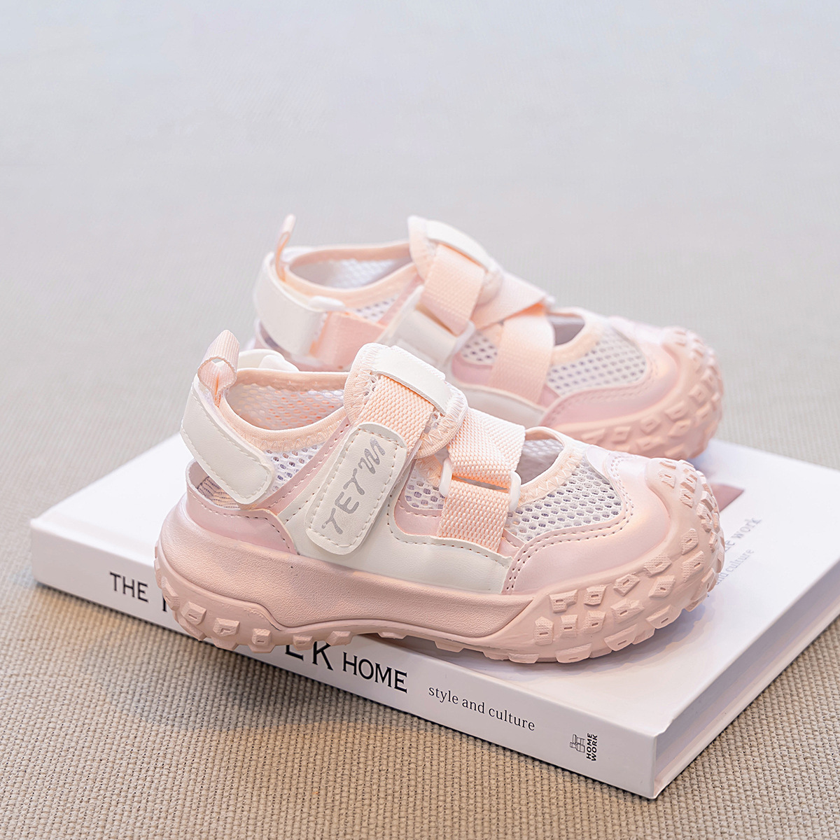 Sandalias deportivas para niñas Zapatos de malla transpirables para niños de verano 2025 nuevos zapatos casuales de malla hueca para niños image 9
