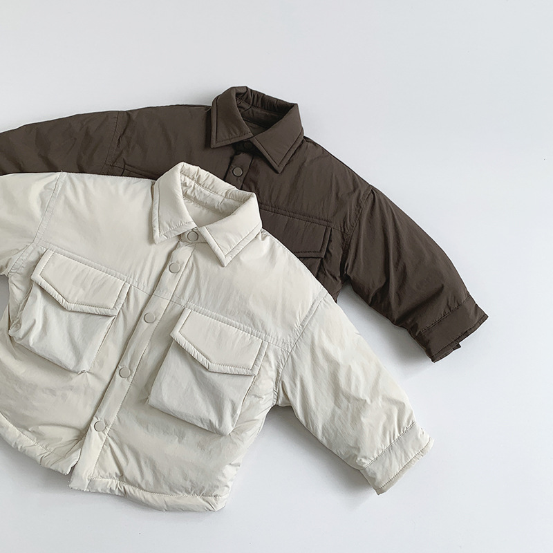 Blanca camisa de plumón infantil de invierno 2025 nuevo estilo para niños y niñas de moda coreana chaqueta de plumón de moda ropa de moda infantil