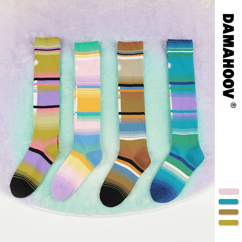 DAMAHOOV original calf socks light diffraction series Y2K personality tide socks gradient retro hot girl knee socks cotton socks
