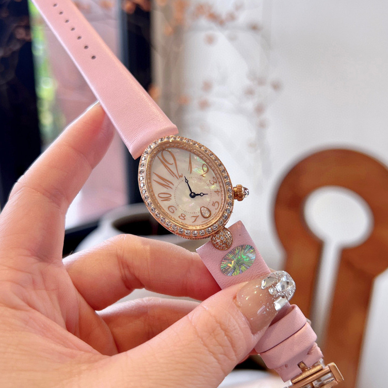 微商代発対外貿易新型ハト卵ナポリ女王石英腕時計ファッショントレンド楕円形女性時計