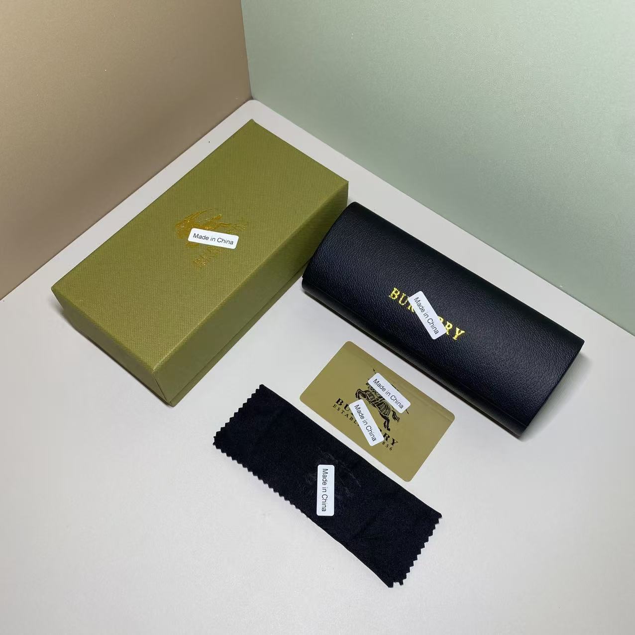 Fábrica al por mayor directa de una sola pieza de caja de espejos de alta calidad caja de almacenamiento gafas de sol gafas de sol caja de gafas de sol