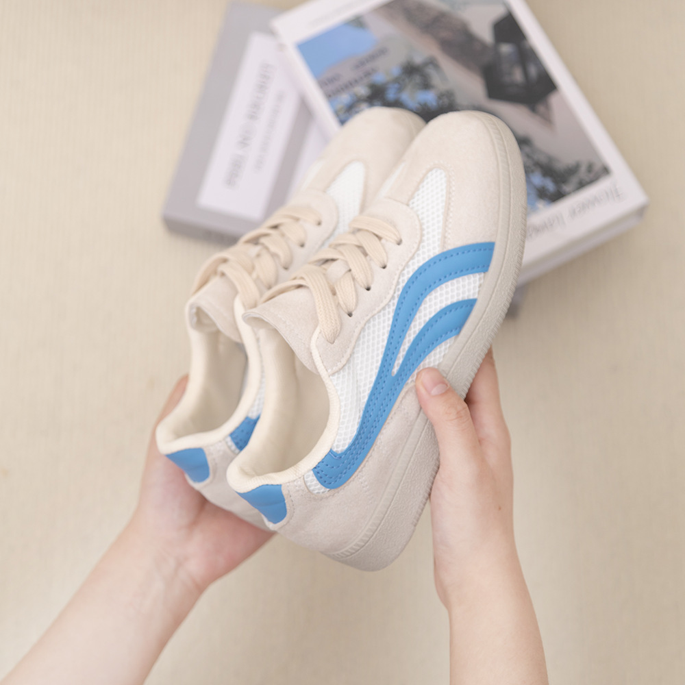 Zapatos de entrenamiento de base plana para mujeres 2026 nuevo verano super caliente versátil zapatos deportivos casuales retrógrados zapatos transpirables
