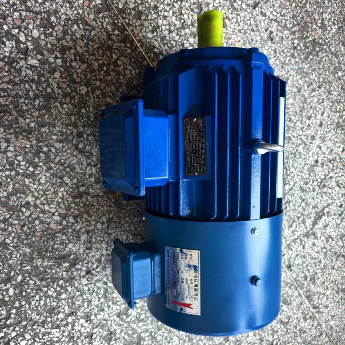 YP2112M-4-4KW,YP2132S-4-5.5KW,,变频电机,凯维联KWL