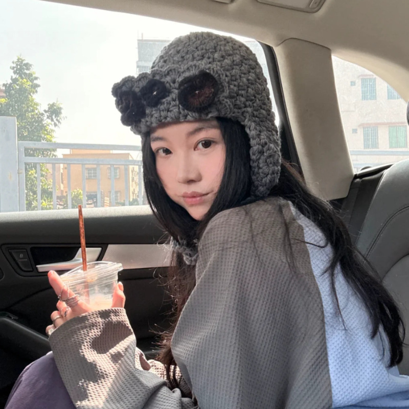 博主同款~秋冬小众花朵翻边针织帽女新款毛线护耳保暖飞行帽子潮|undefined