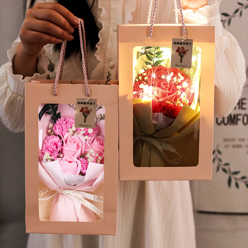 粉卡盒7朵母亲节花束 组5-2