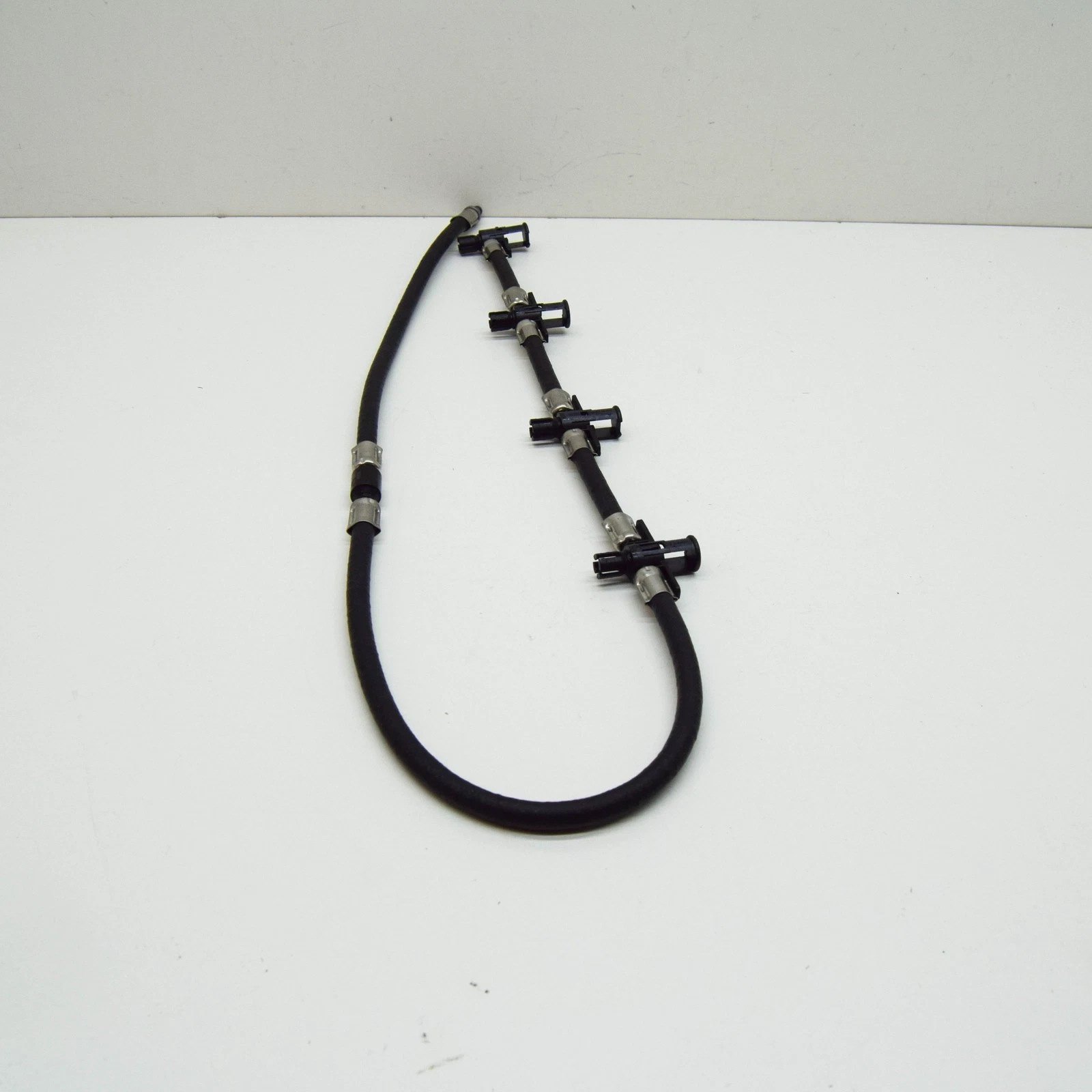Fuel Line A6460701532,6460701532