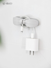 日本收纳绕线器大容量居家用电器线电线插头固定器绕线夹电源整理