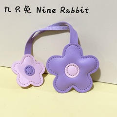 レトロな手作りレザーサンフラワーコントラストカラーバッグペンダントキーホルダーアクセサリーアクセサリー多用途綿充填ペンダント