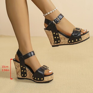 N 43348 Buckle Rivet Wedge Platform Sandals �T��¸���Ь