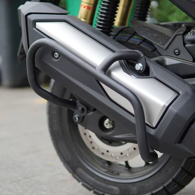 front and rear bumper | Motorcycle bumper - black-exhaust-bar