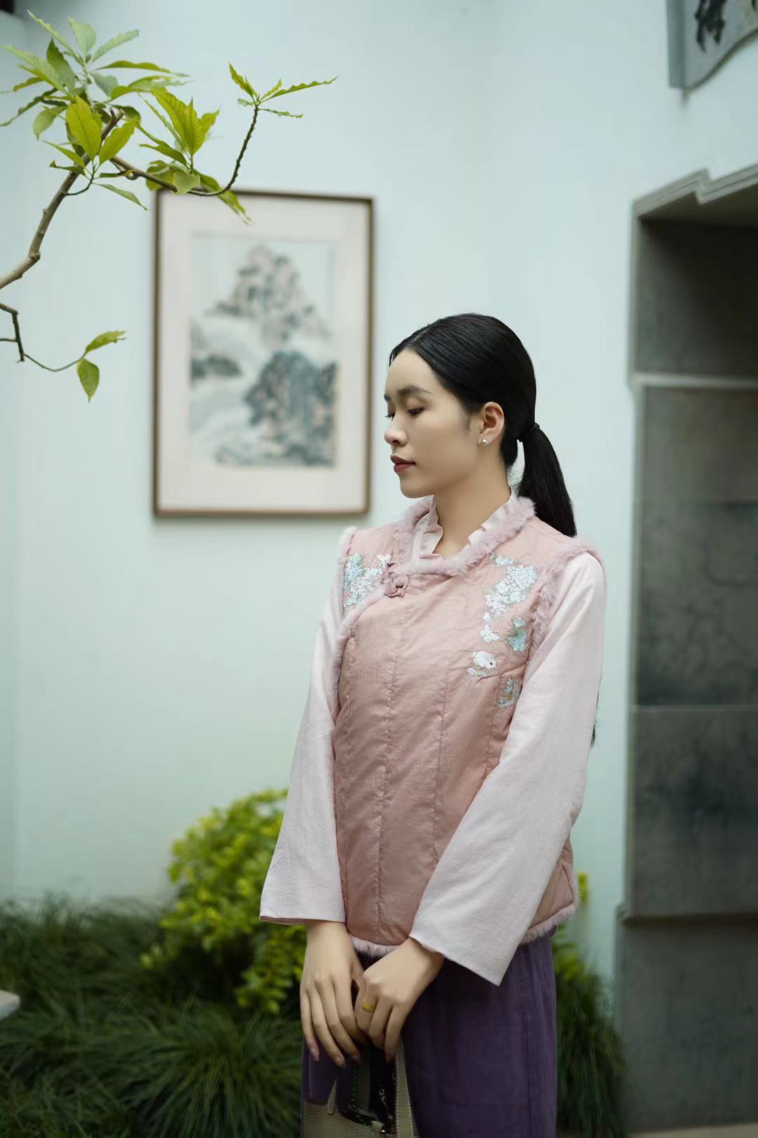 분홍색