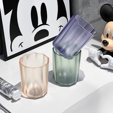 �Ӻ����ڱ����þƵ��������ڱ�����ˢ�����o����ˤ͸�������Ӽ�ɫ