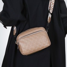 С�������C����Ƥ�r�аٴ�μ�б������С���LŮ��