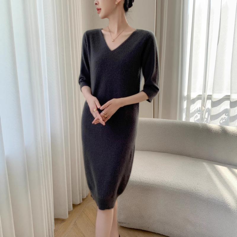 2025秋冬新V领套头中长款山羊绒衫女修身显瘦毛衣中袖针织连衣裙|undefined