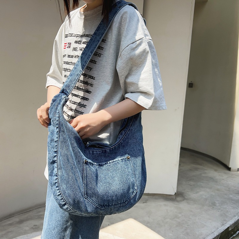 2024 verano nuevo estilo literario y artístico de gran capacidad denim señoras bolso diagonal de un solo hombro casual bolso tote de todo fósforo al por mayor