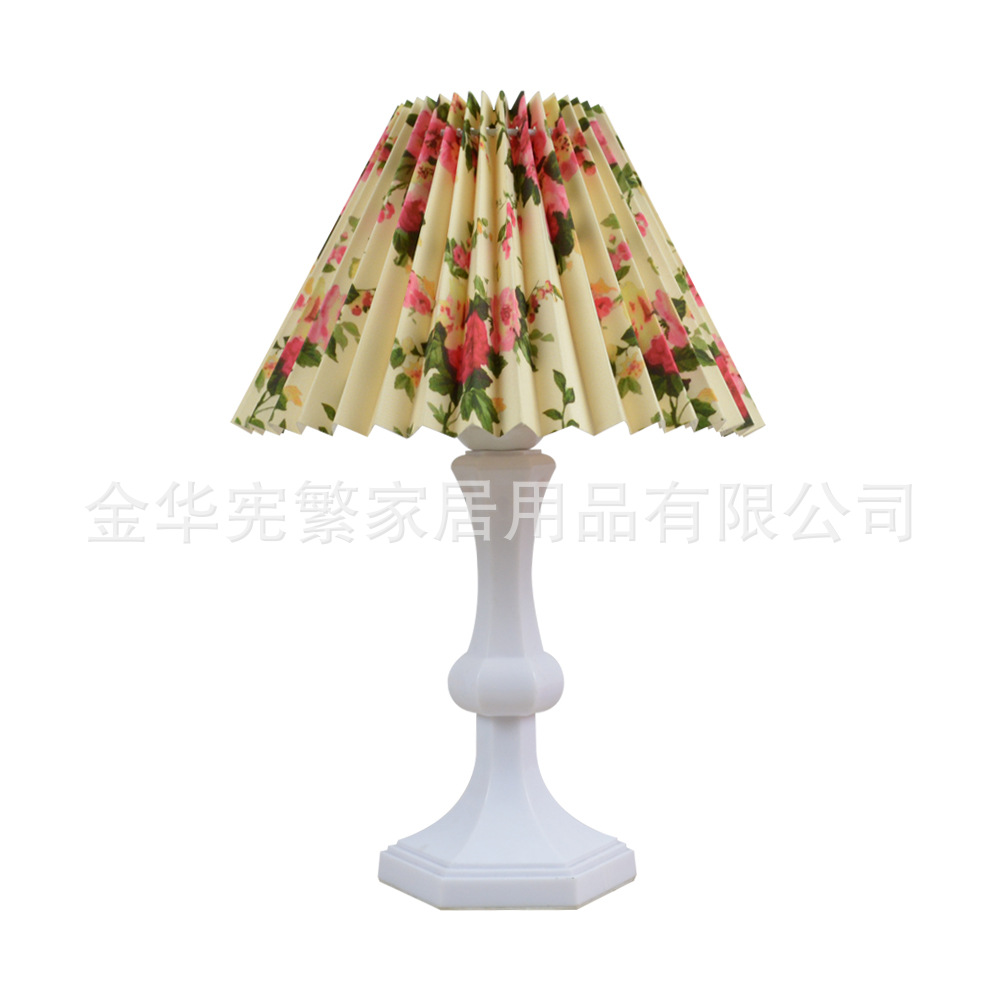 Celebridad de Internet transfronteriza cabecera nórdica ins chica creativa simple plisado acrílico moderno bar hogar dormitorio lámpara de mesa