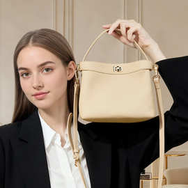 通勤真皮手提包2025新款百搭小众设计水桶包ins风单肩斜挎女包包