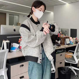 2025春秋新款短外套女士开衫卫衣宽松大码棒球服休闲加绒上衣氨纶