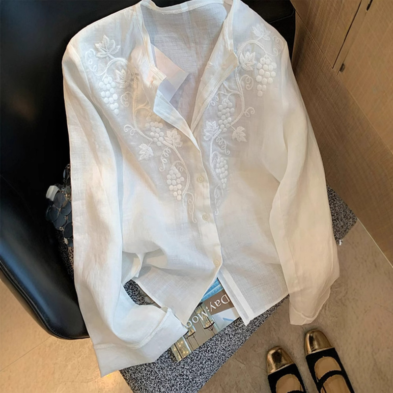 White Heavy Embroidered Linen Shirt Top Women's 2025 Spring New Design Sense Casual Elegant Simple Shirt