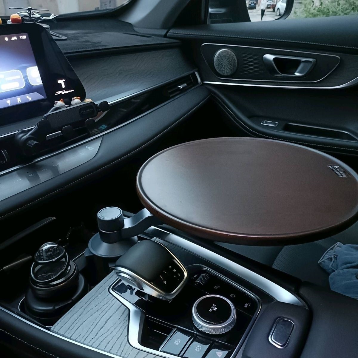 All models of Chery Shanhai Fengyun, Jietu, iCar, Xingtu, and Xingjiyuan are equipped with original factory-installed floating small tables