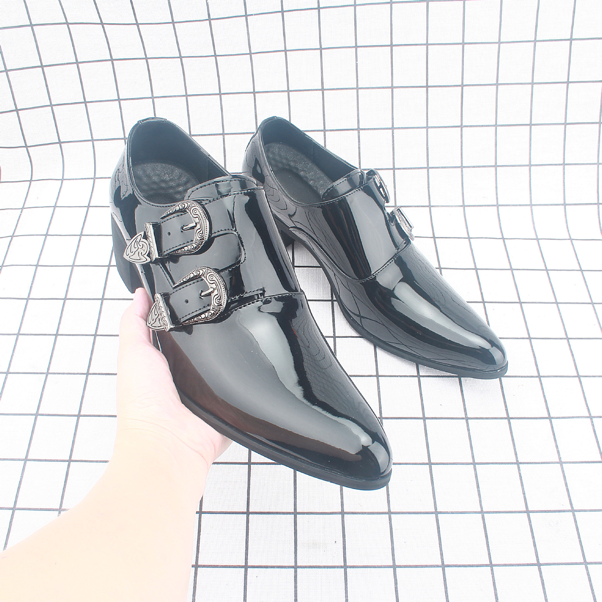 �羳�¿�߸���ͷƤЬ����ͨ������װ����Ьʱ����Ƥ������Ь2728