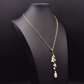 耳钉;项链;手链