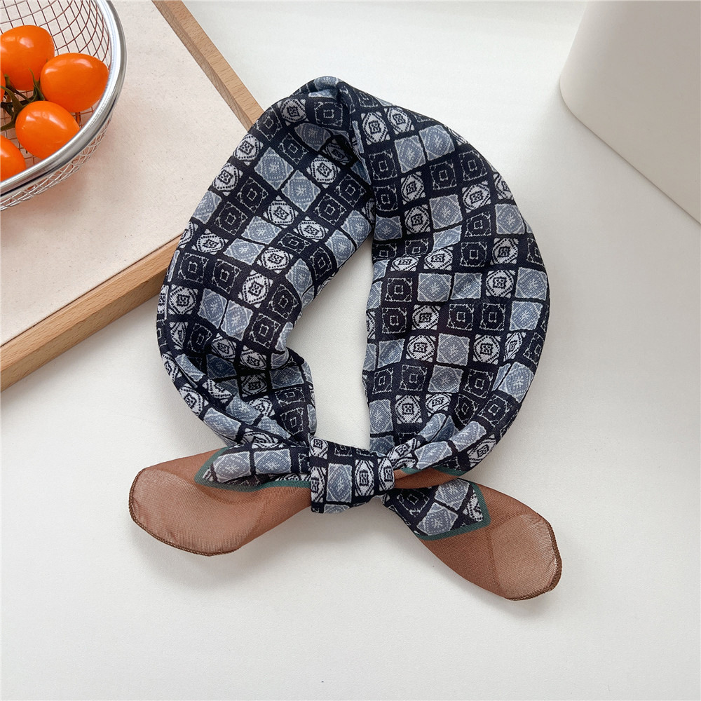 03 포인트 블랙 / 58*58cm