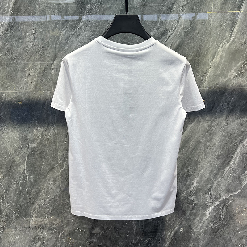 Erkekler 2024 Yaz Yeni Kişiselleştirilmiş Trend Günlük Moda Çok Yönlü Yuvarlak Yaka İnce Kesim Mektup Baskılı Kısa kollu_voghion.com