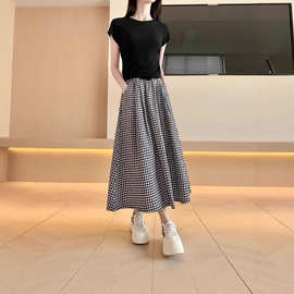 黑色格子裙女2025新款春夏季中长款小个子高腰显瘦伞裙a字半身裙