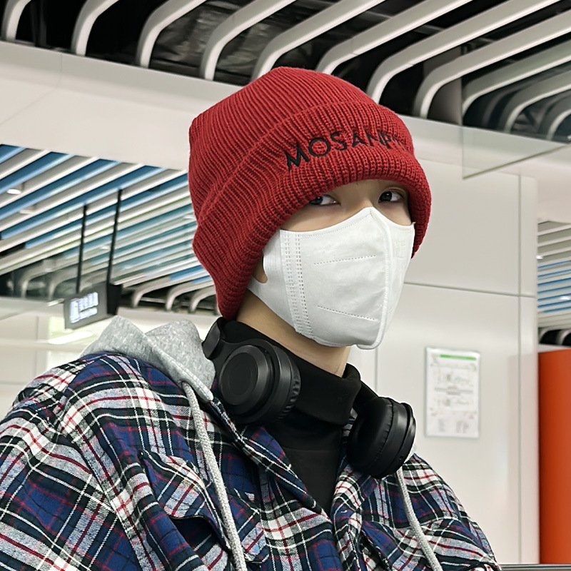 Autumn and Women's Fashion Knitted Cold Winter Warm Ear Protection Woolen Men's Letter Cotton Headband Hat_voghion.com