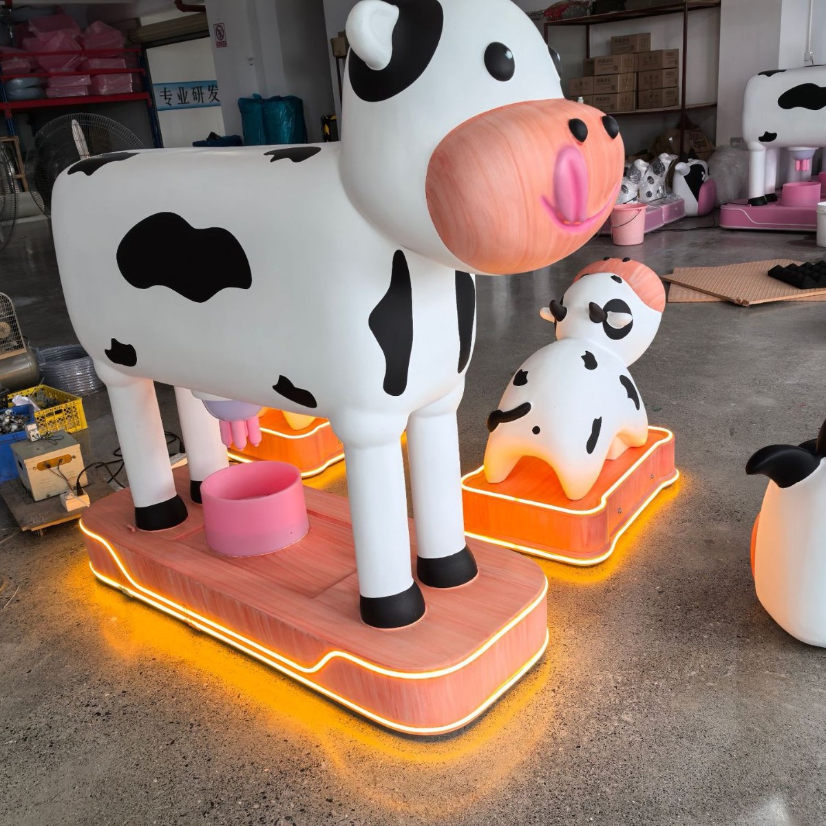Children's Playground Large-Scale Parent-Child Interactive Milking and Calf Feeding Equipment Cow Farm Cow Feeding Experience Program