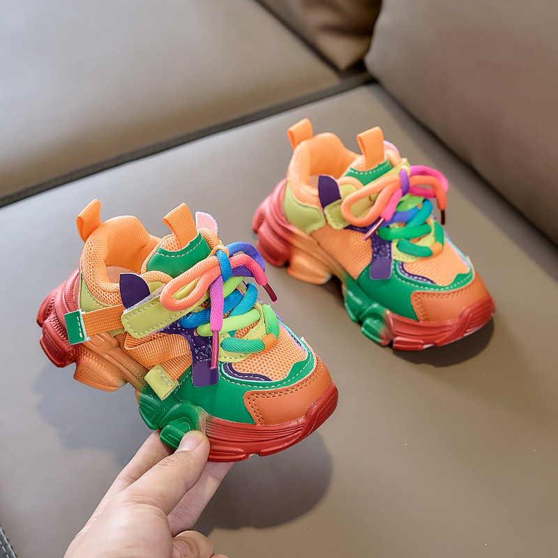 Zapatos deportivos infantiles primavera y otoño para niños y niñas, zapatos transpirables para padres, zapatos de estudiantes de malla, protección ambiental transfronteriza